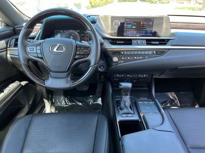 2021 Lexus ES 300h 300h
