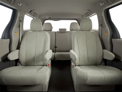 2012 Toyota Sienna Base 7 Passenger