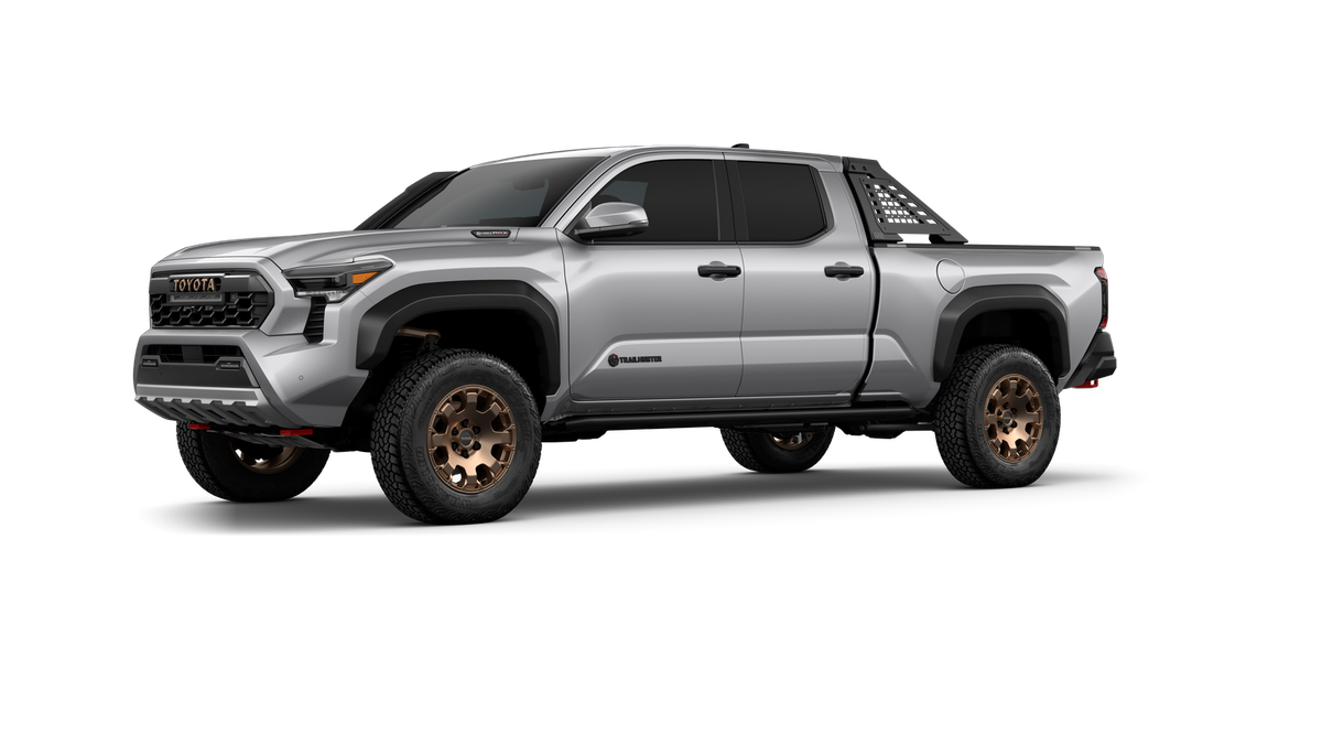 2026 Toyota Tacoma i-FORCE MAX Trailhunter