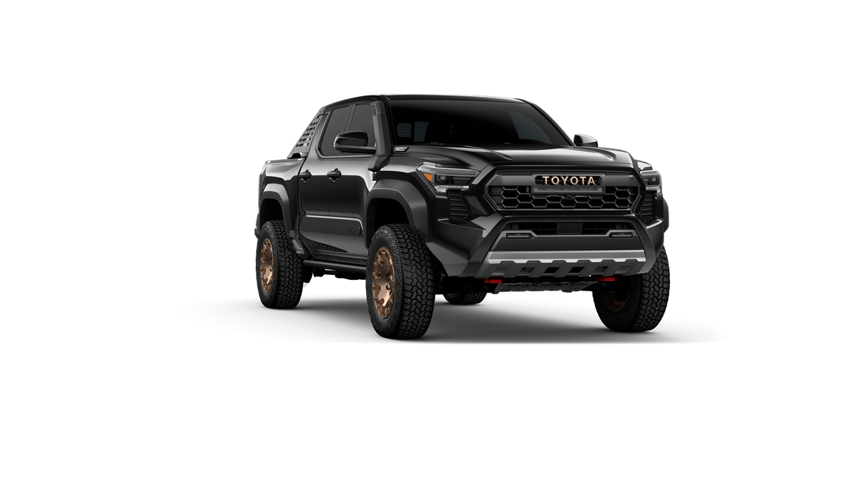 2026 Toyota Tacoma i-FORCE MAX Trailhunter