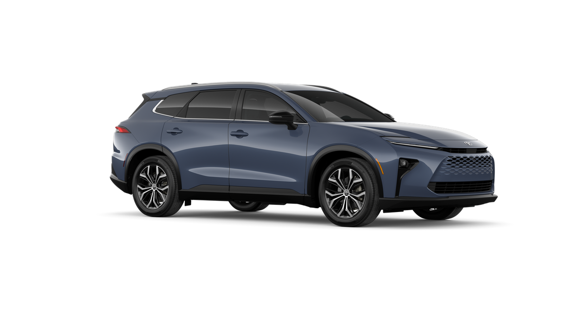 2026 Toyota Crown Signia XLE