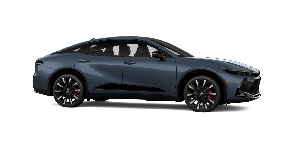 2027 Toyota Crown Platinum