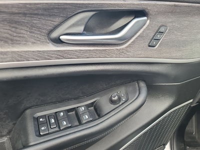 2022 Jeep Grand Cherokee Limited Low Miles!