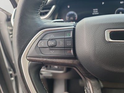 2022 Jeep Grand Cherokee Limited Low Miles!