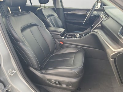 2022 Jeep Grand Cherokee Limited Low Miles!