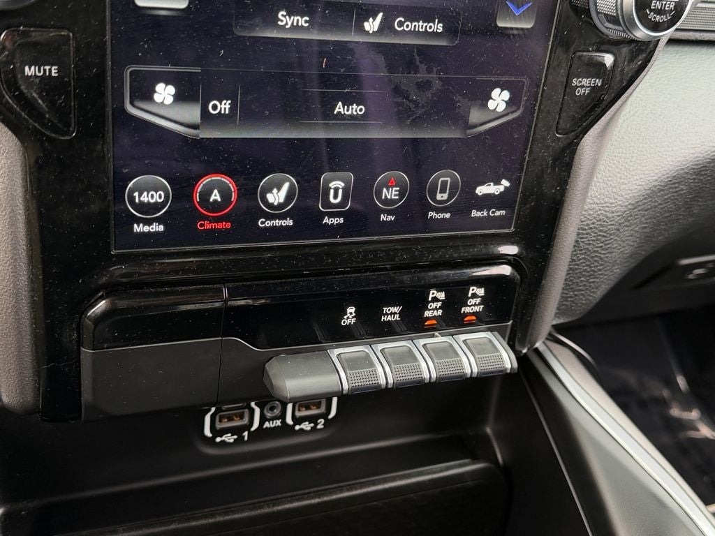 2020 RAM 1500 Laramie W/ Body Color Bed Cover!