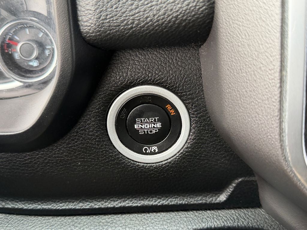 2020 RAM 1500 Laramie W/ Body Color Bed Cover!