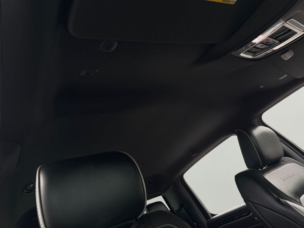 2020 RAM 1500 Laramie W/ Body Color Bed Cover!