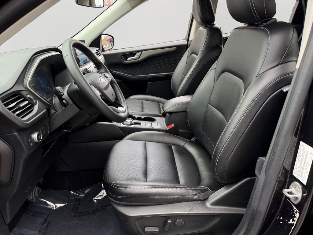 2022 Ford Escape Hybrid SEL