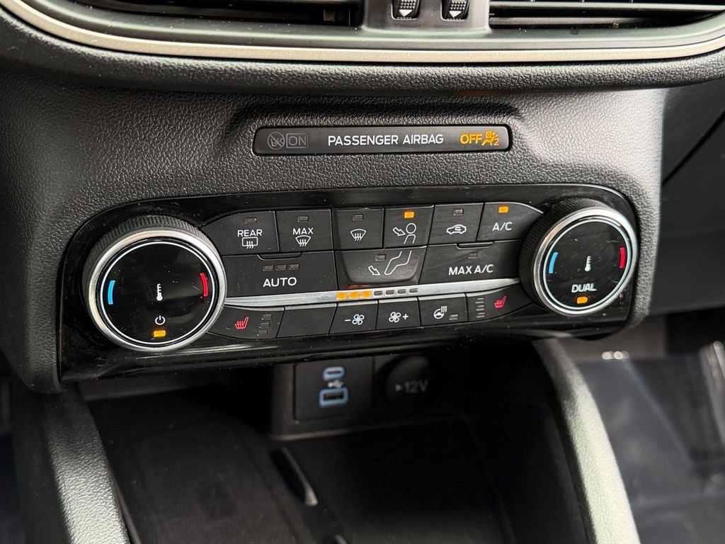 2022 Ford Escape Hybrid SEL