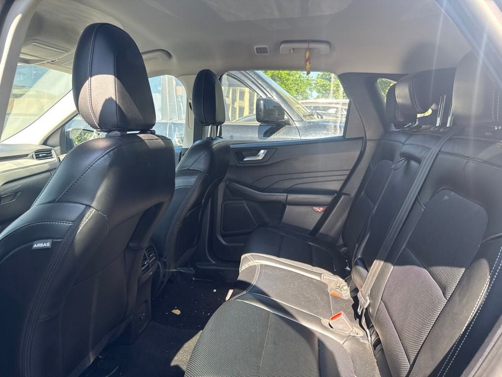 2022 Ford Escape Hybrid SEL