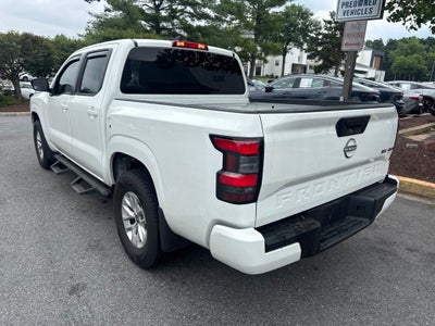 2024 Nissan Frontier SV