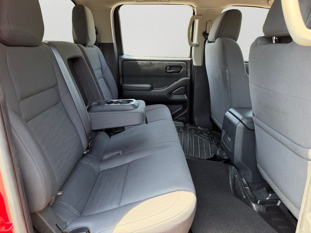 2022 Nissan Frontier S