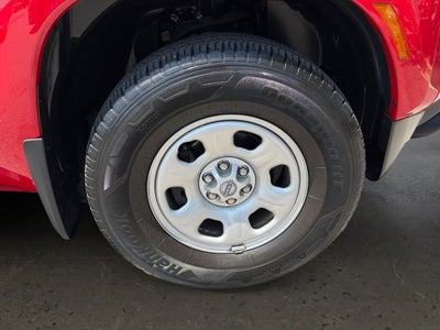2022 Nissan Frontier S