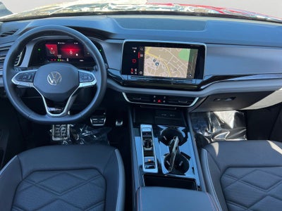 2024 Volkswagen Atlas 2.0T Peak Edition SEL