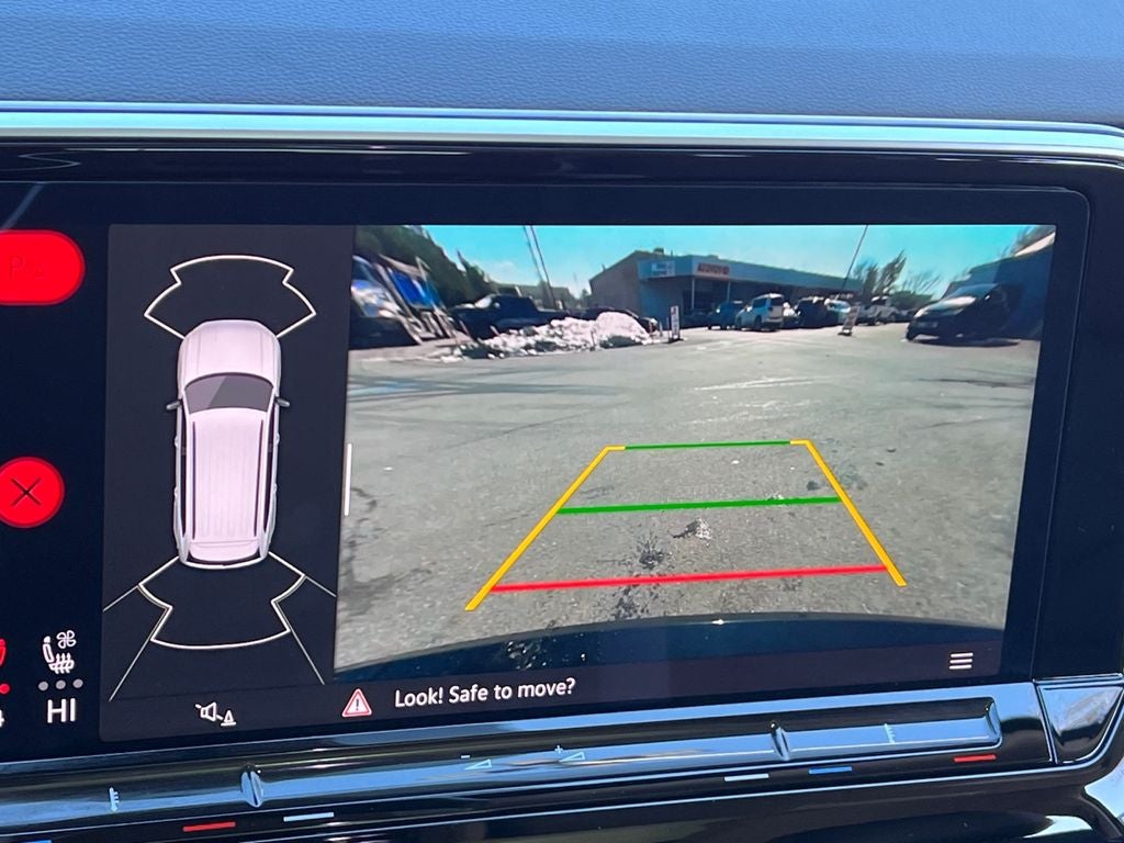 2024 Volkswagen Atlas 2.0T Peak Edition SEL