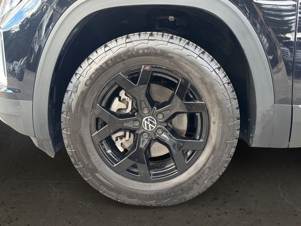 2024 Volkswagen Atlas 2.0T Peak Edition SEL