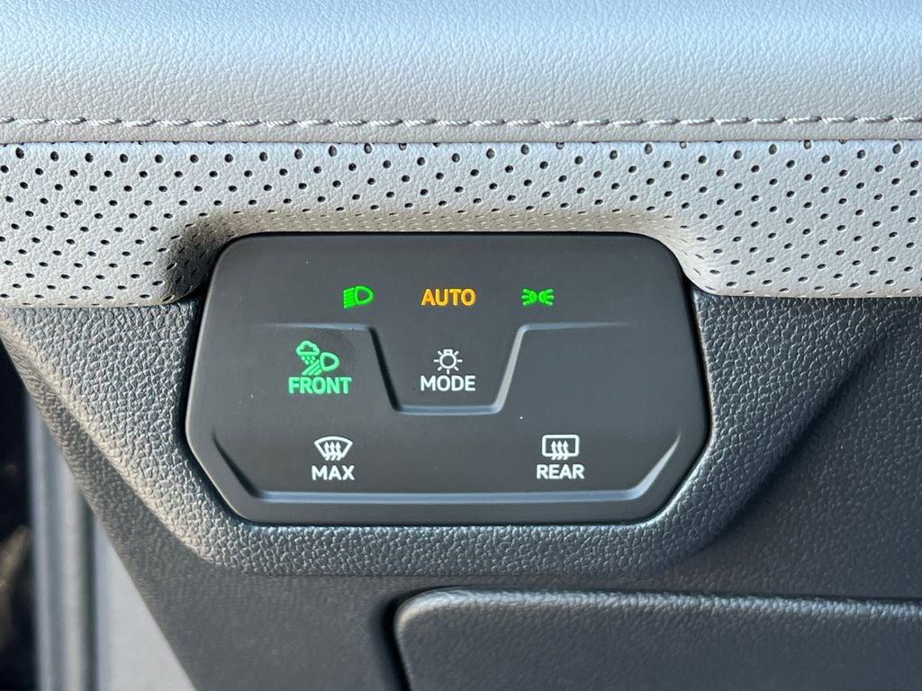 2024 Volkswagen Atlas 2.0T Peak Edition SEL