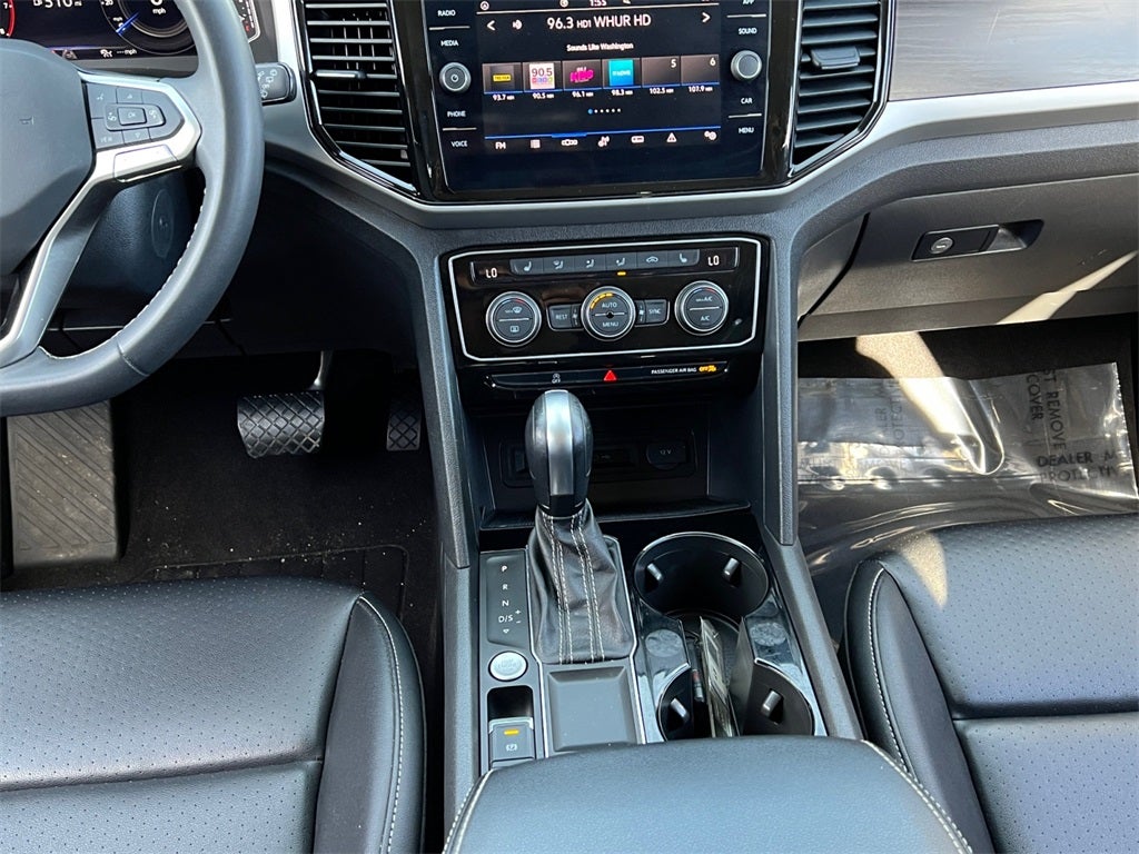 2022 Volkswagen Atlas 2.0T SE w/Technology