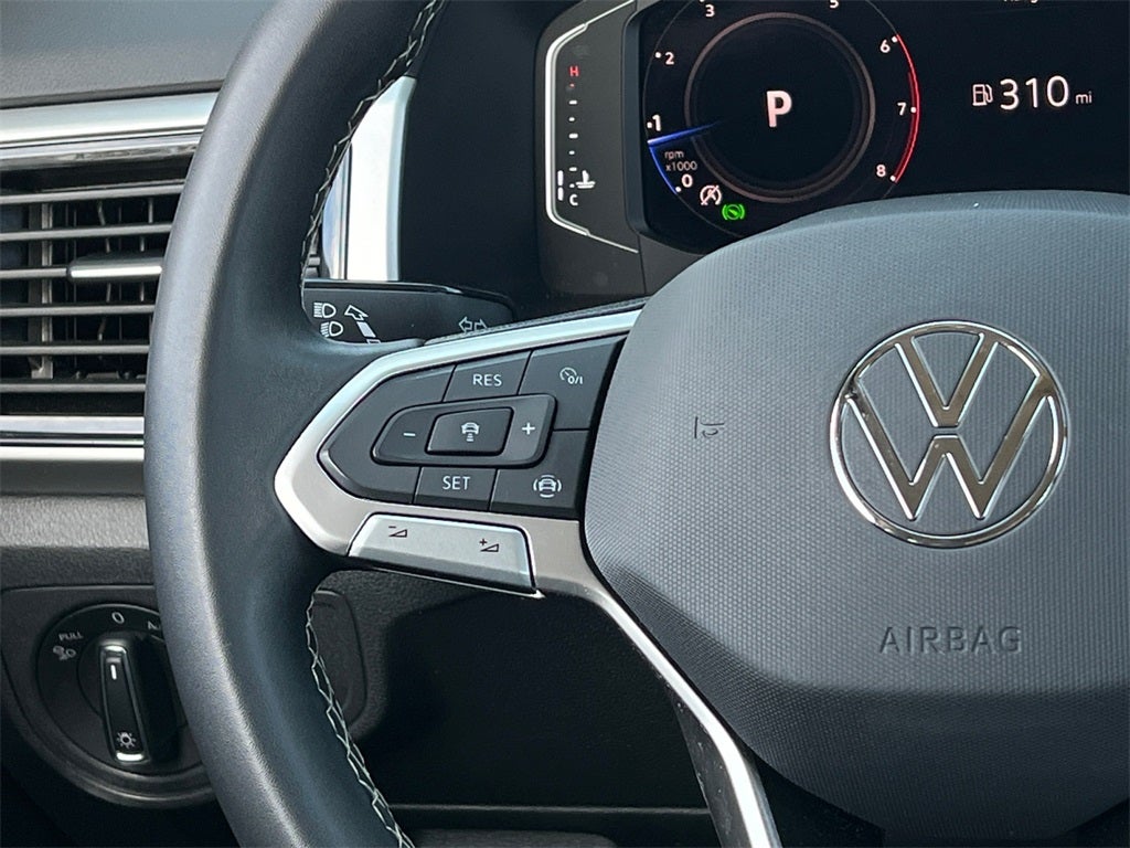 2022 Volkswagen Atlas 2.0T SE w/Technology