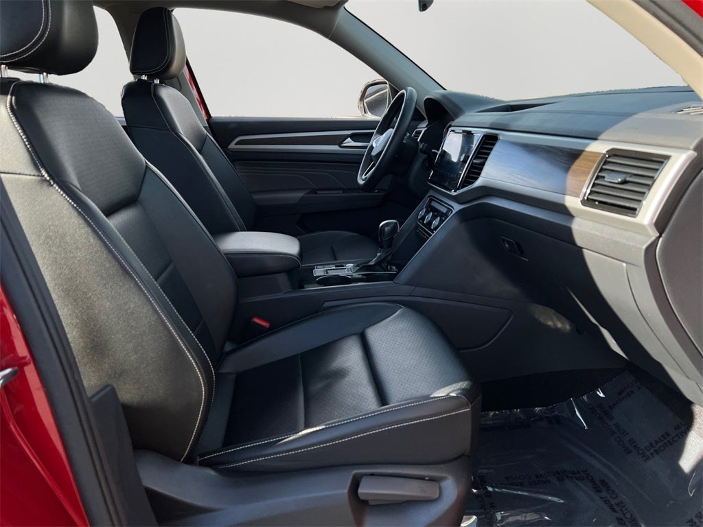 2022 Volkswagen Atlas 2.0T SE w/Technology