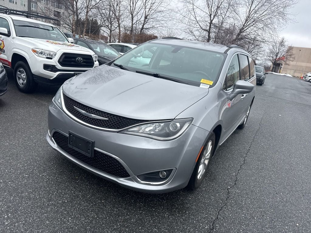 2017 Chrysler Pacifica Touring L