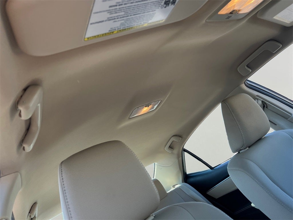 2014 Toyota Corolla LE Premium Low Miles!