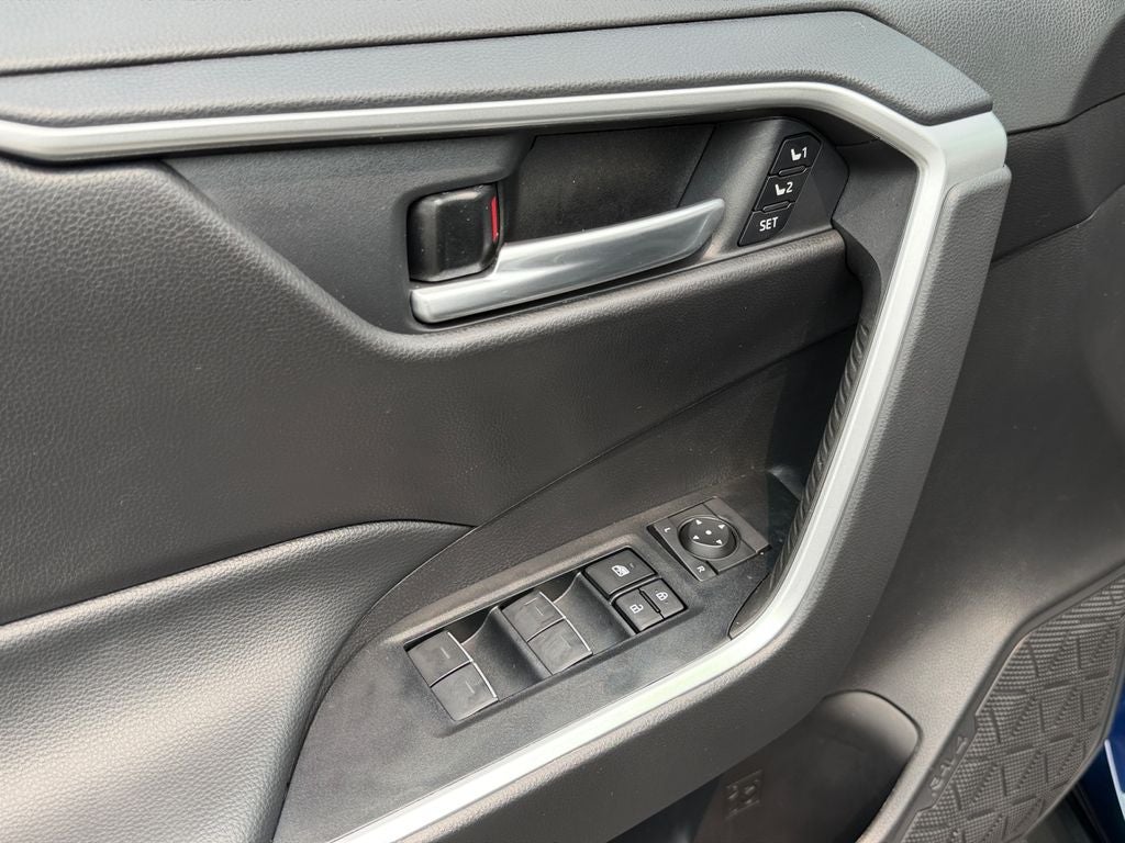 2025 Toyota RAV4 XLE Premium CERTIFIED!