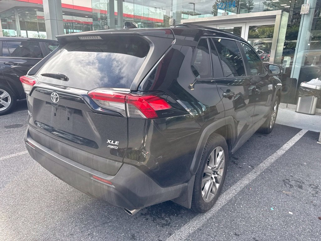 2019 Toyota RAV4 XLE Premium
