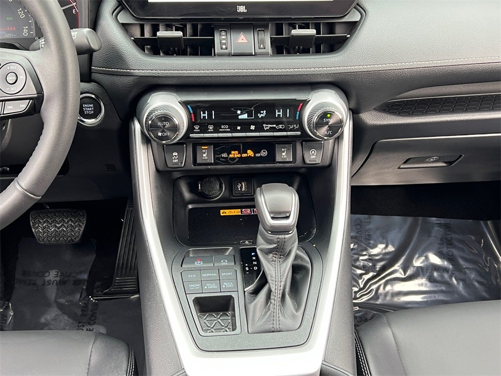 2025 Toyota RAV4 XLE Premium Low Miles!