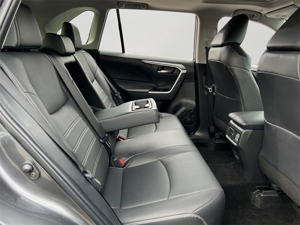 2025 Toyota RAV4 XLE Premium Low Miles!