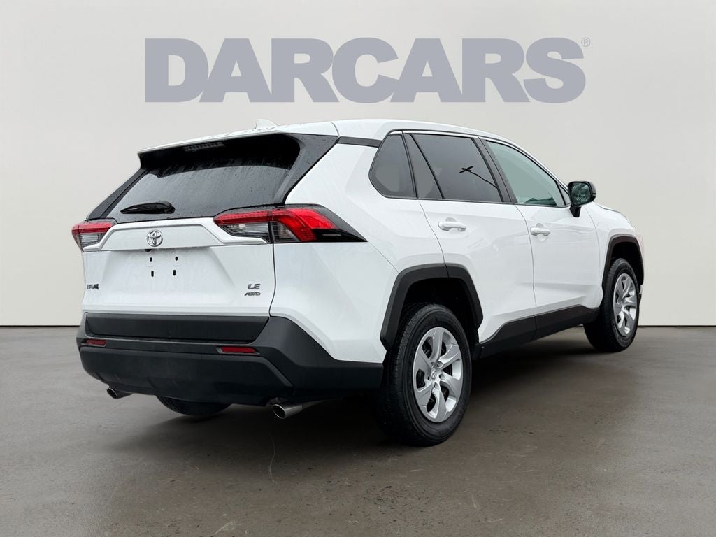 2024 Toyota RAV4 LE