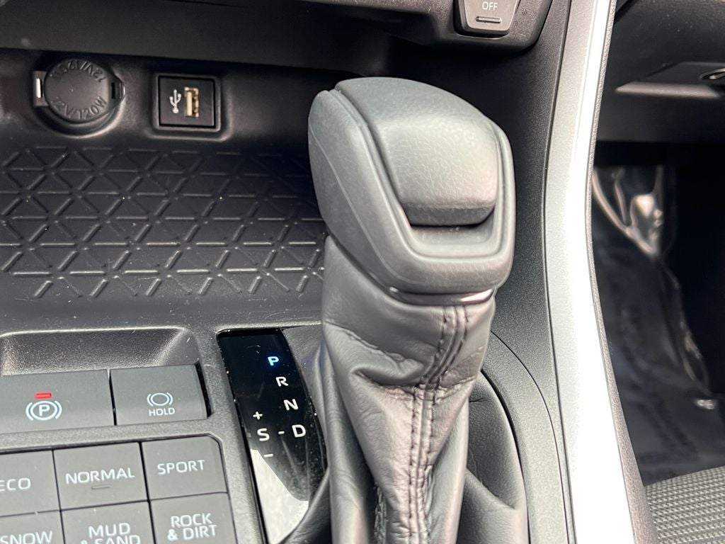 2025 Toyota RAV4 LE AWD!