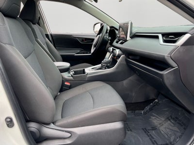 2025 Toyota RAV4 LE AWD!