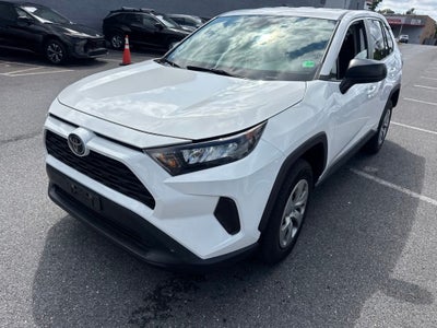 2022 Toyota RAV4 LE