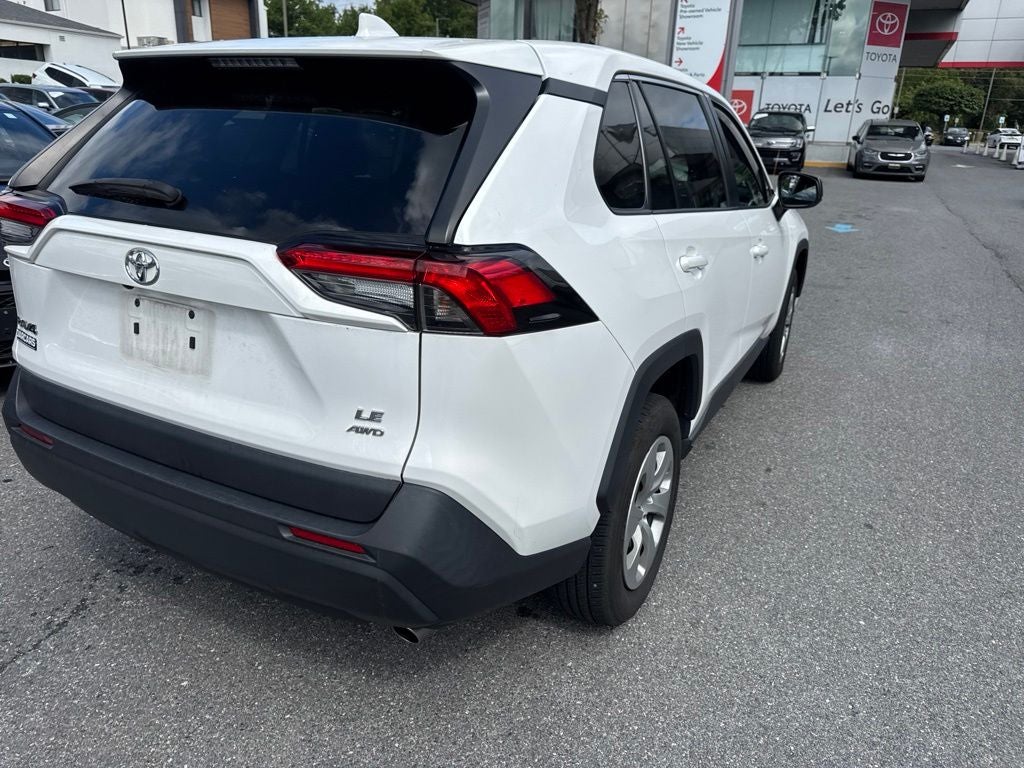 2022 Toyota RAV4 LE