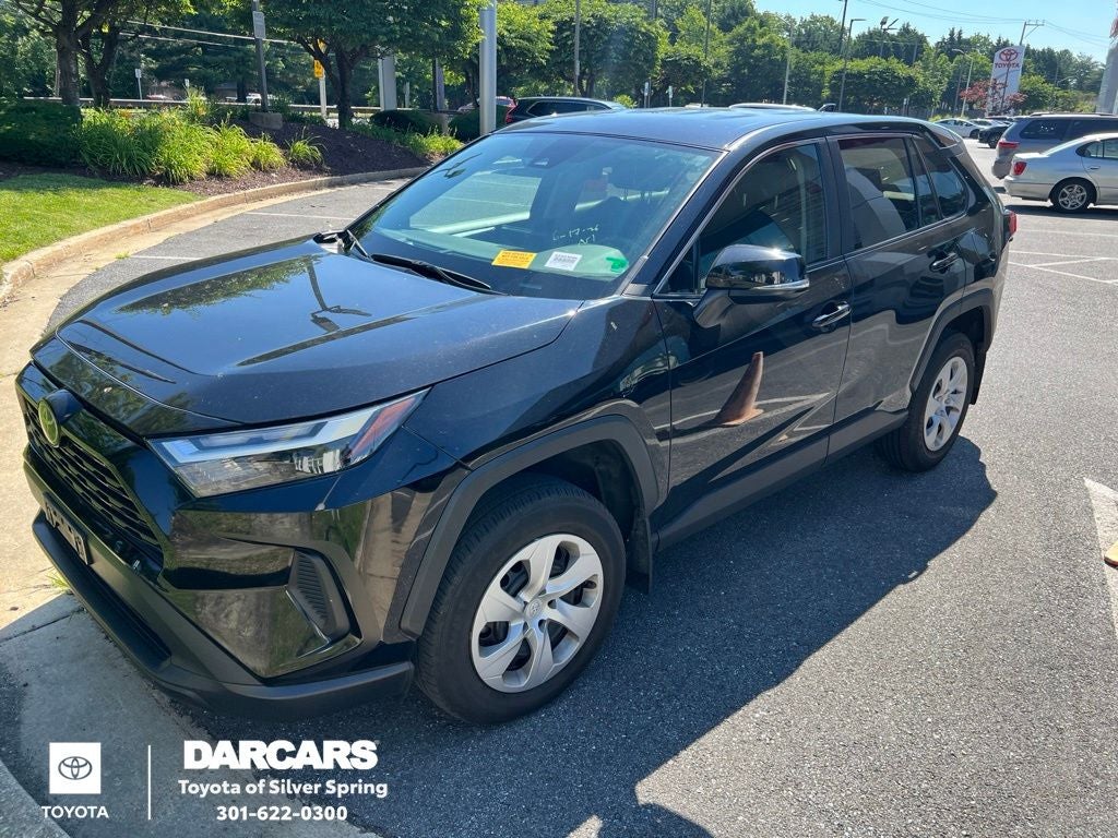 2024 Toyota RAV4 LE