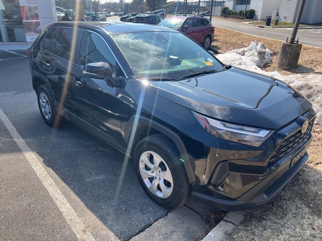 2025 Toyota RAV4 LE