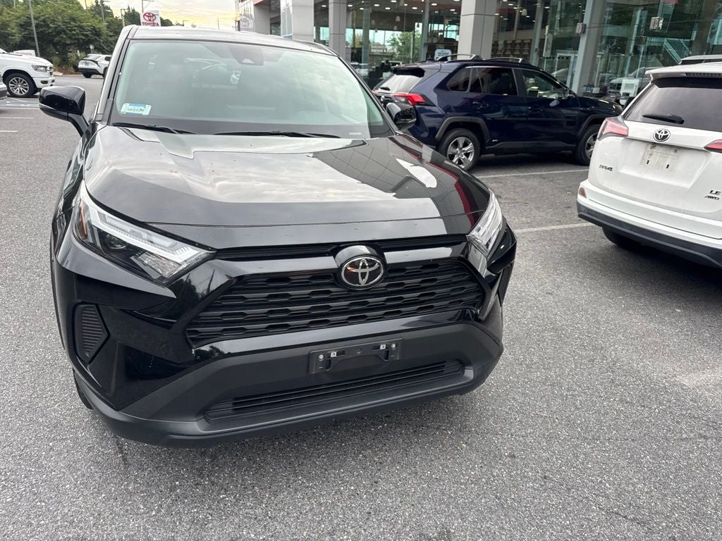 2024 Toyota RAV4 LE