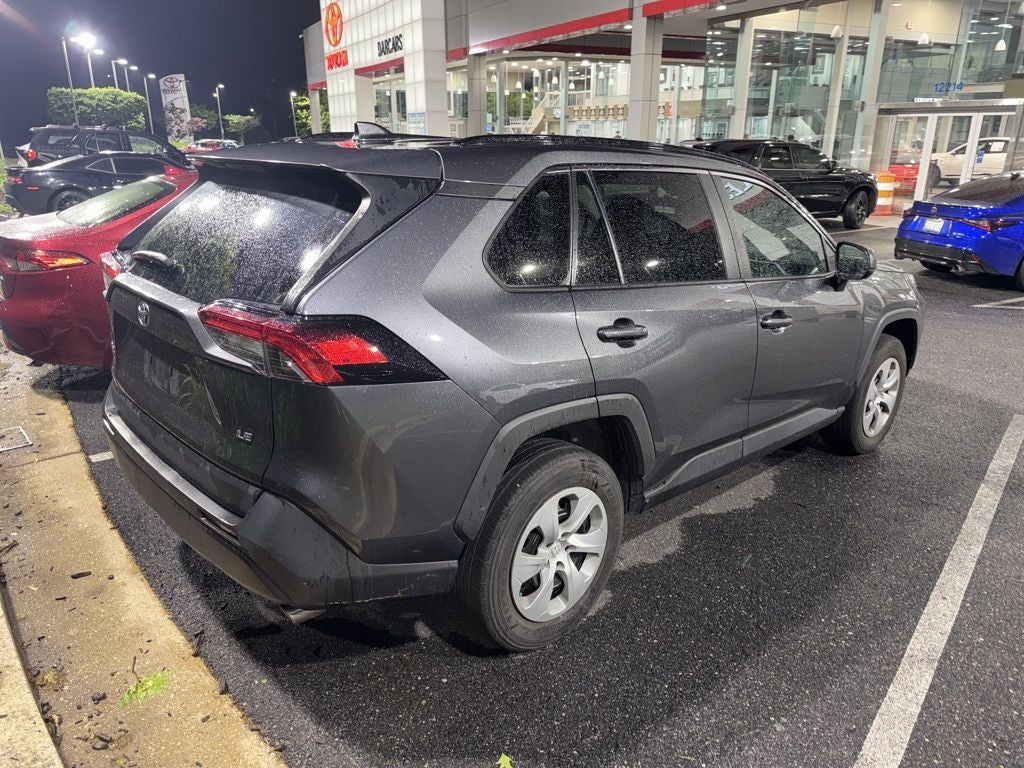 2020 Toyota RAV4 LE