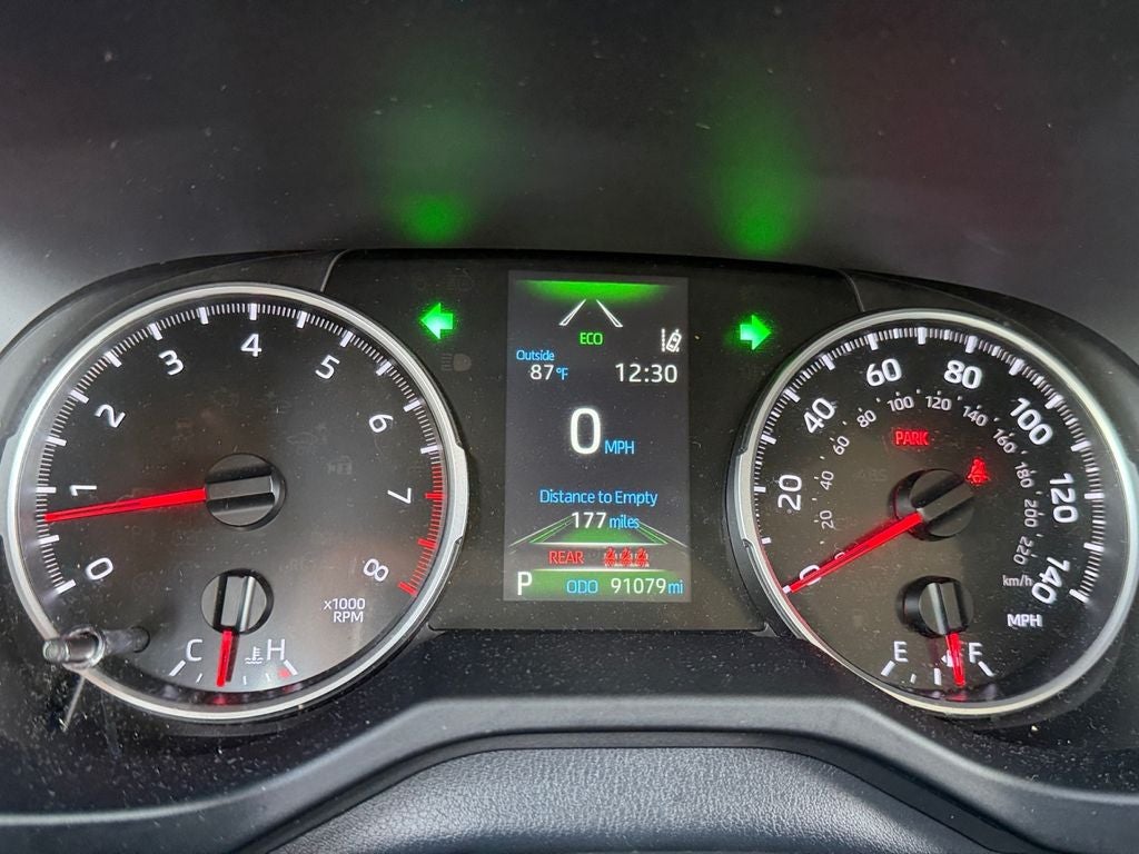 2022 Toyota RAV4 LE
