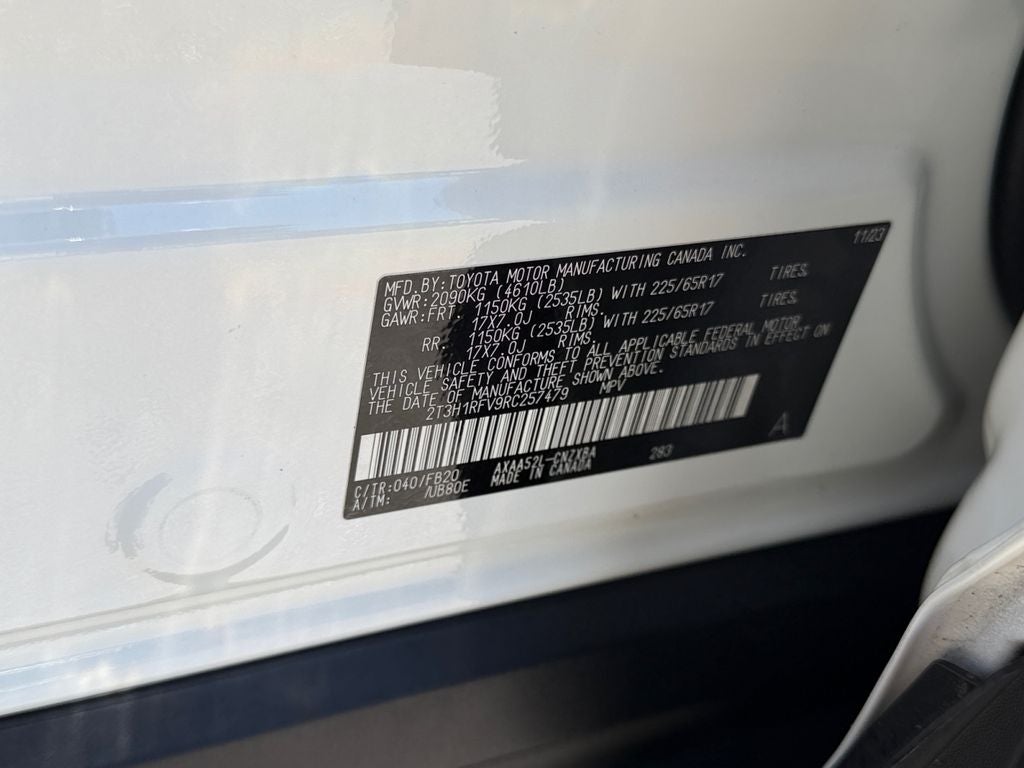 2024 Toyota RAV4 LE