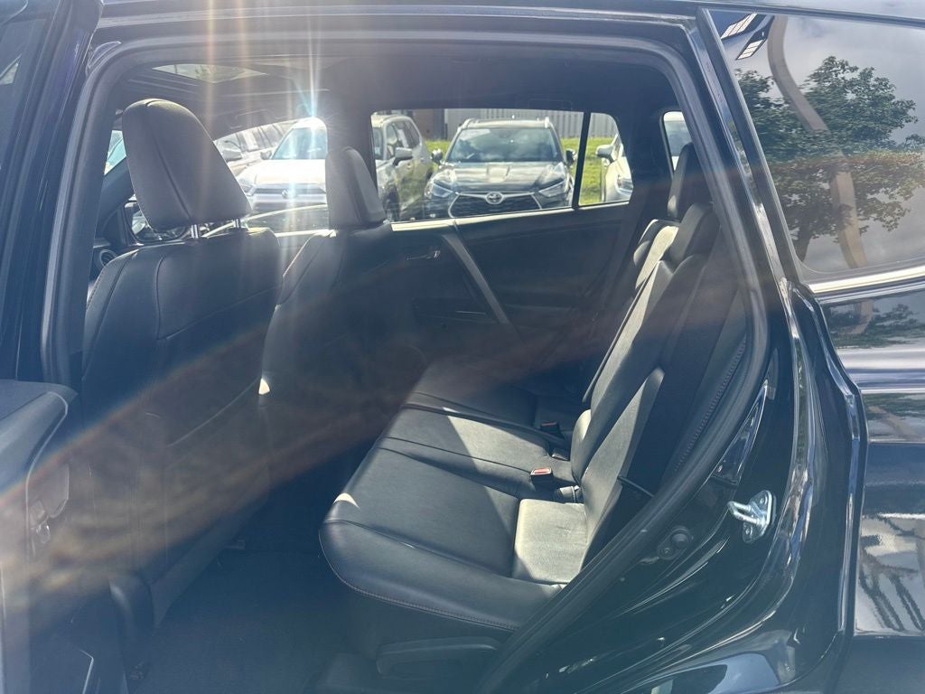 2016 Toyota RAV4 SE