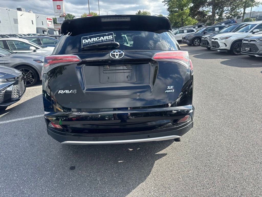 2016 Toyota RAV4 SE