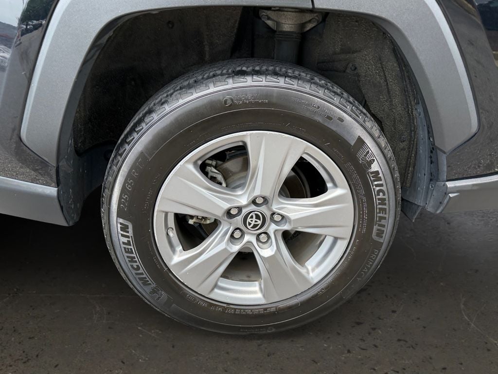 2024 Toyota RAV4 Hybrid LE