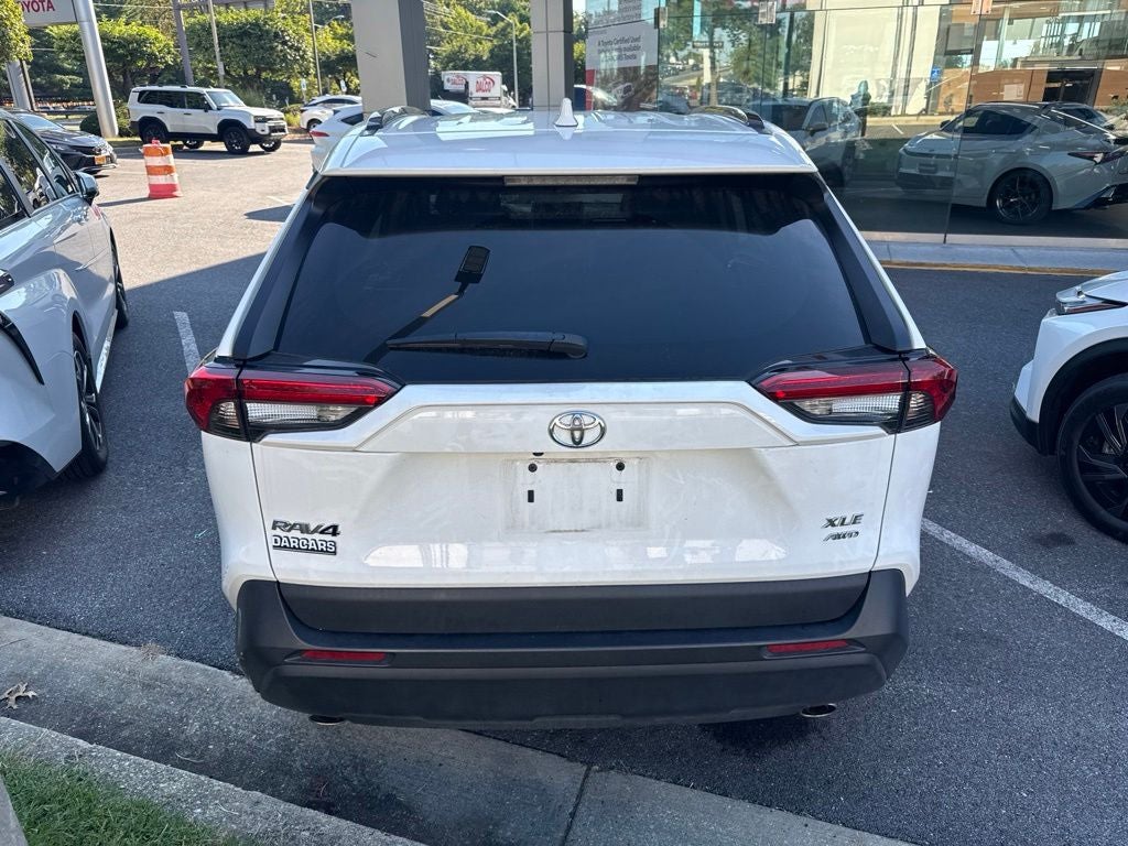 2025 Toyota RAV4 XLE W/ SUNROOF!