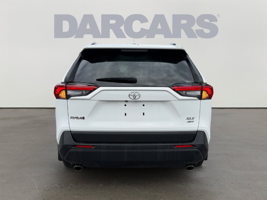 2023 Toyota RAV4 XLE W/ SUNROOF!