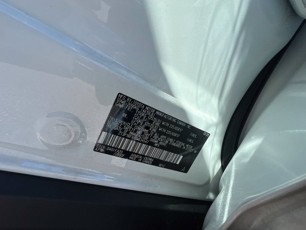 2025 Toyota RAV4 XLE