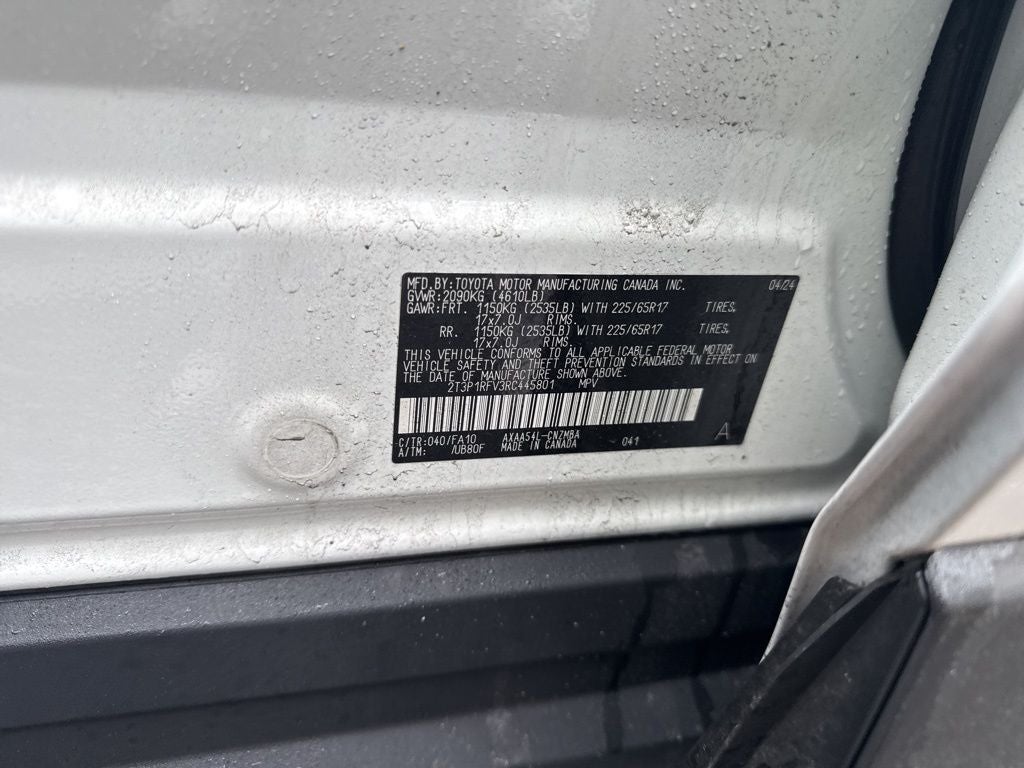 2024 Toyota RAV4 XLE