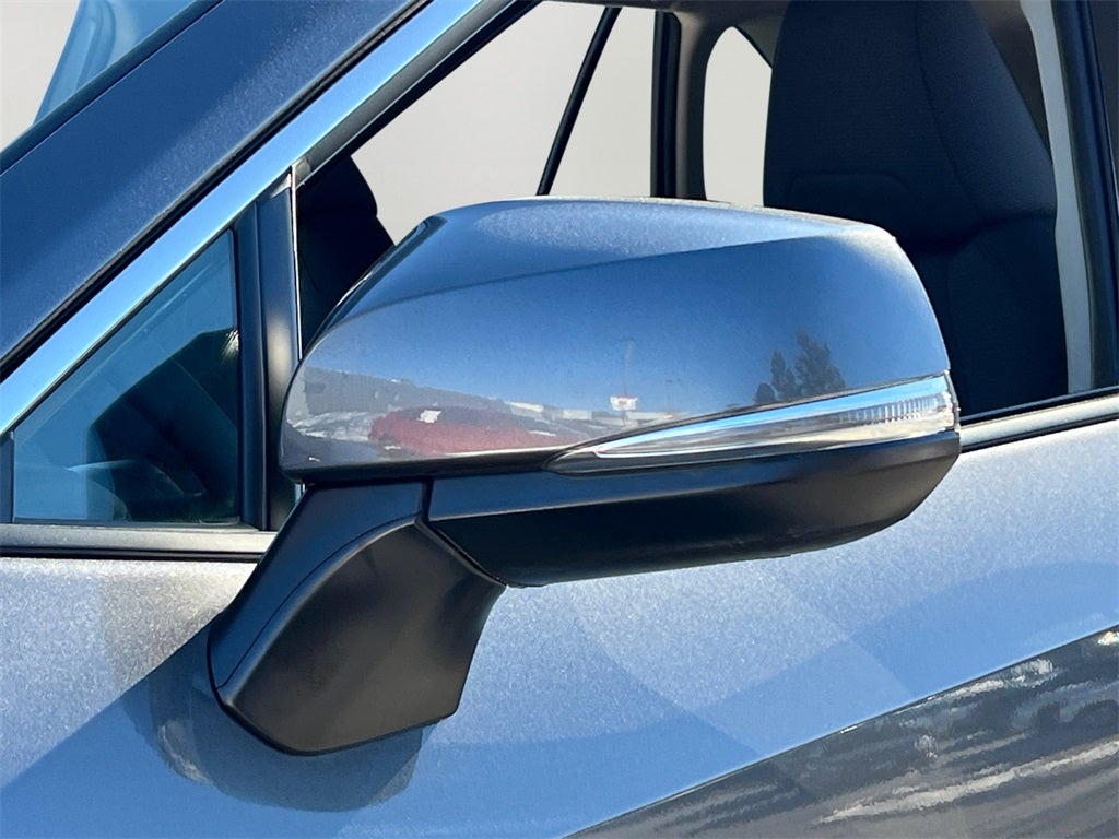 2025 Toyota RAV4 XLE Low Miiles!